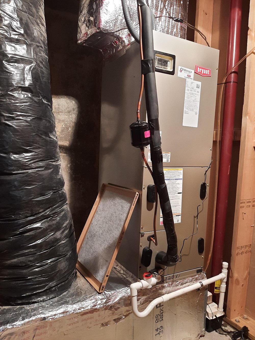 2 systems, Birch court, Richmond, KY. Replaced and evap coil and replaced a heat pump system!