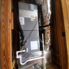 Discover-Energy-Efficiency-with-Our-20-SEER-Bryant-Hybrid-Heat-Pump-in-Berea-Kentucky 0