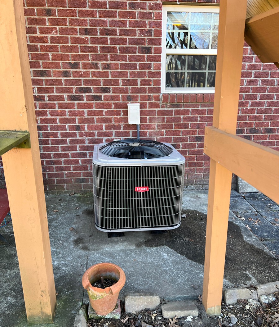 Goldenhead Dr. home gets a glamorous heat pump Makeover ~ Berea, KY