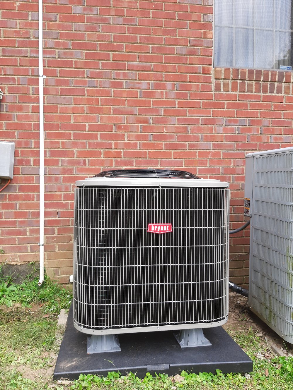 Union Court gets a new heat pump in Richmond, KY